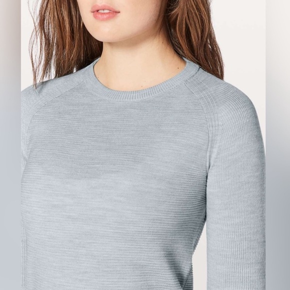 LULULEMON Athletica Light Gray Simply Wool ribbed sweater size 4 - Picture 3 of 15
